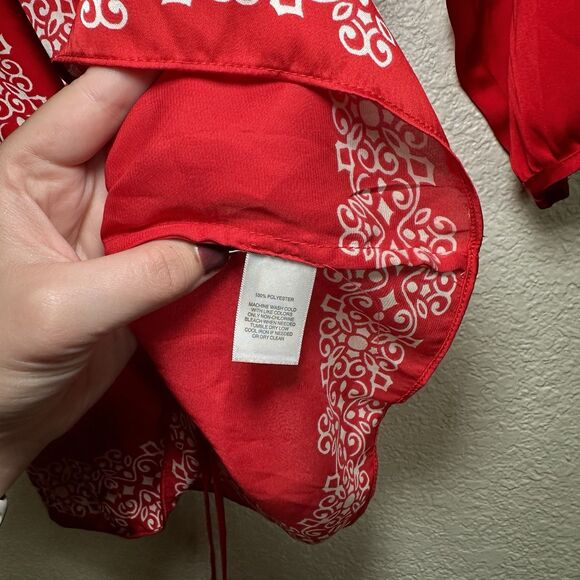 White House Black Market Women 4 Peplum Blouse Red Medallion Embroidered Holiday - Picture 6 of 7